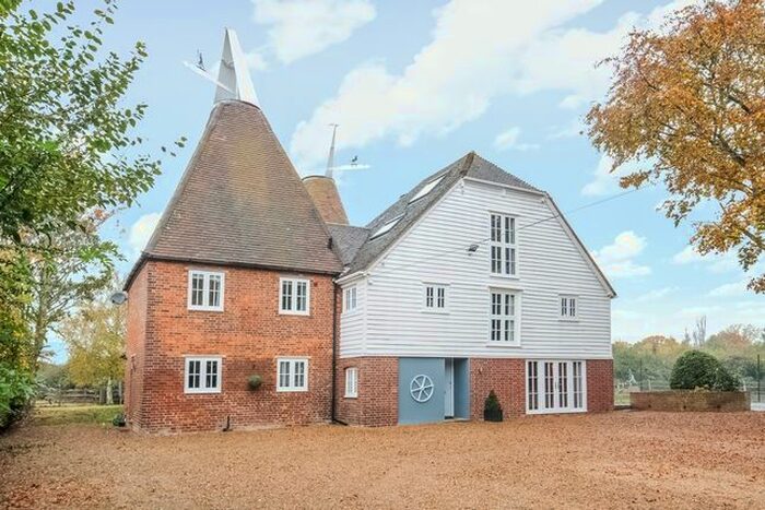 8 Bedroom Detached House To Rent In Collier Street, Tonbridge, TN12