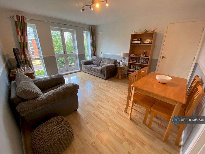 1 Bedroom Flat To Rent In Greenwich Court, St. Albans, AL1
