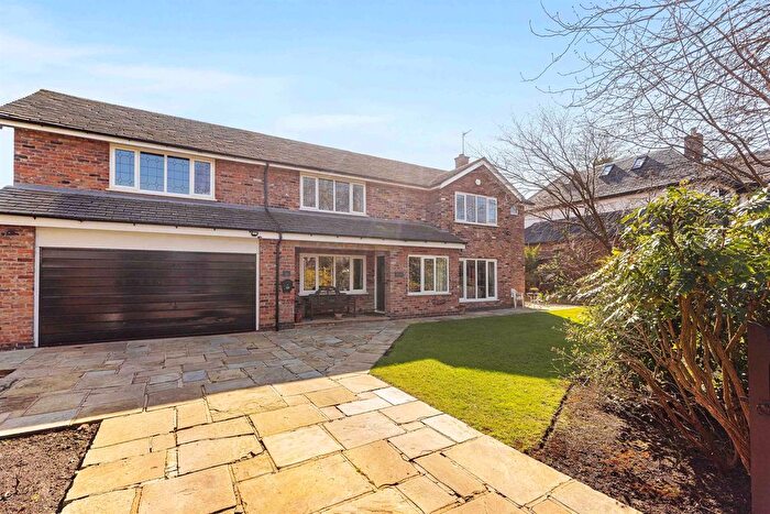 5 Bedroom Detached House For Sale In Carlton Road, Hale, Altrincham, WA15