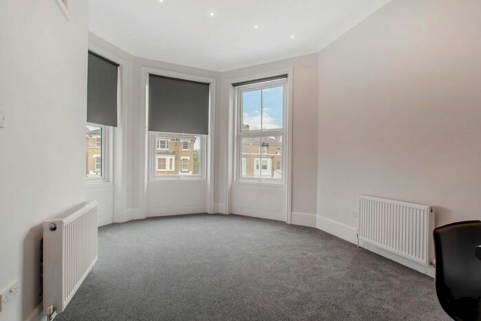 2 Bedroom Flat To Rent In Anerley Park, Penge, SE20