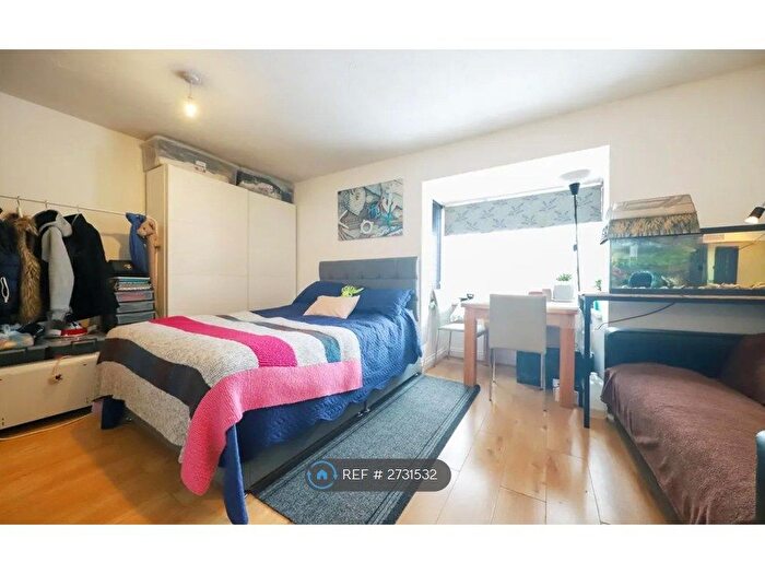 Studio To Rent In Boxwood Close, West Drayton, UB7