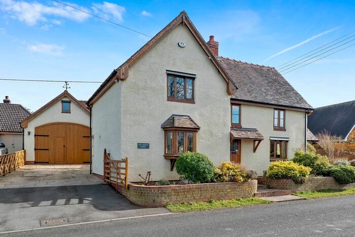 4 Bedroom Detached House For Sale In Main Street, Bishampton, Pershore, WR10