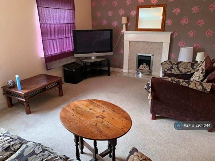 4 Bedroom Terraced House To Rent In Champs Sur Marne, Bristol, BS32