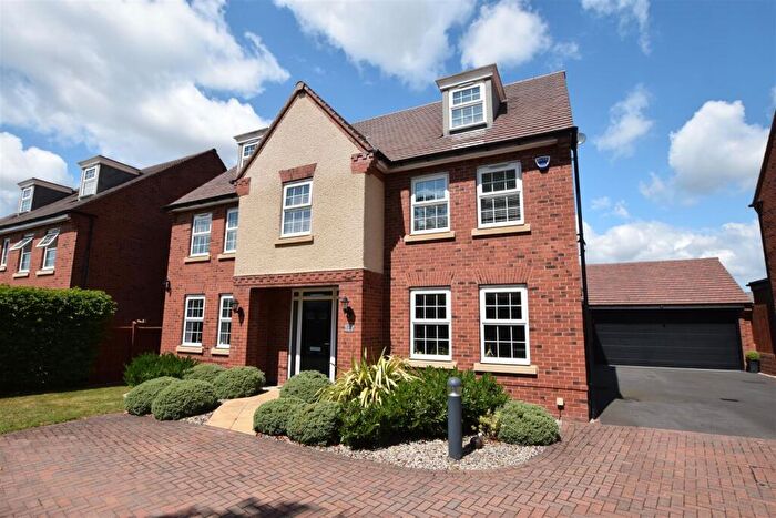 5 Bedroom Detached House For Sale In Darwen Close, Mickleover, Derby, DE3