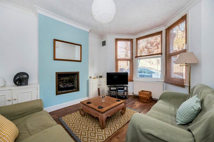 4 Bedroom Terraced House To Rent In Aspenlea Road, London, W6