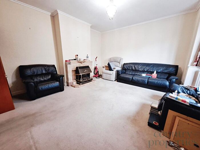 3 Bedroom Detached Bungalow For Sale In St Neots Road, Sandy, SG19