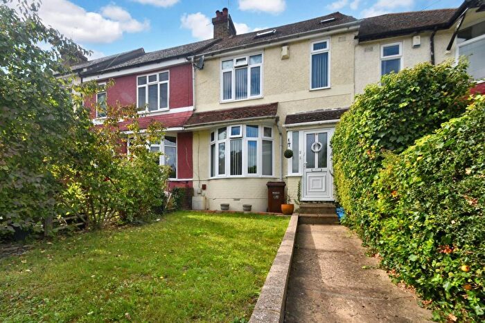 4 Bedroom Terraced House For Sale In Twydall Lane, Twydall, Gillingham, ME8