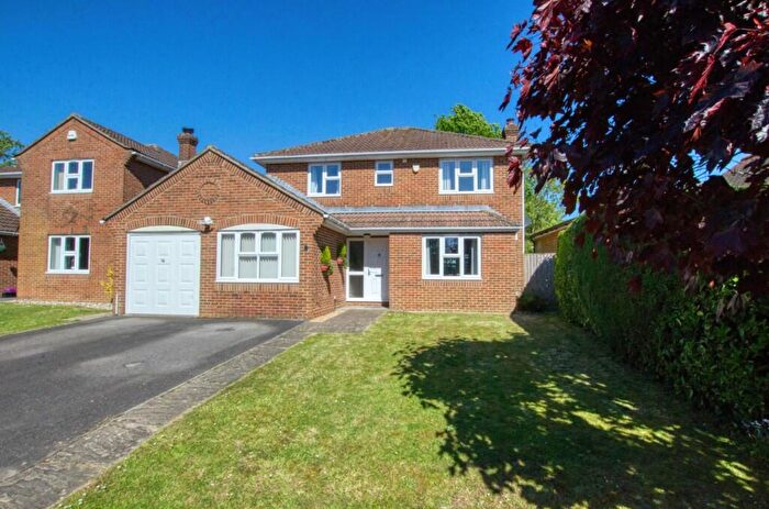 4 Bedroom Detached House For Sale In Baytrees, Kanes Hill, Hampshire, SO19