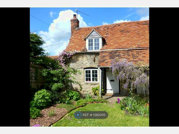 2 Bedroom Semi-Detached House To Rent In Halfway Farm Cottages, Oxford, OX44