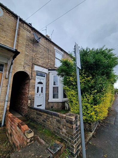 3 Bedroom Semi Detached House To Rent In Percival Street, Peterborough, PE3