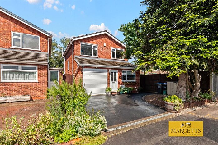 4 Bedroom Detached House For Sale In Brese Avenue, Woodloes Park, Warwick, CV34
