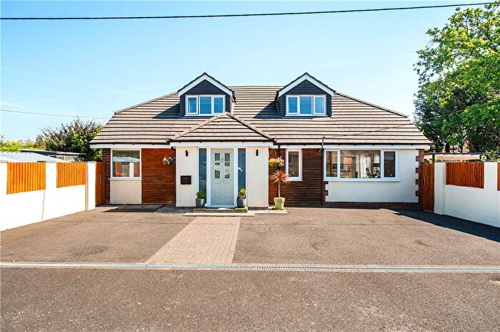 4 Bedroom Detached House For Sale In Rosslyn Close, North Baddesley, Southampton, SO52