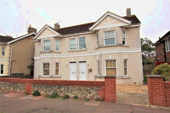 2 Bedroom Apartment To Rent In Ripley Road, Worthing, West Sussex, BN11