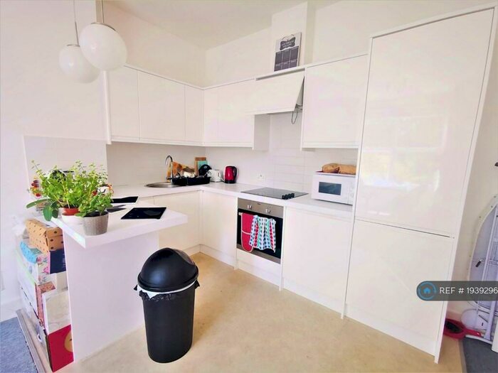 1 Bedroom Flat To Rent In Dyke Road, Brighton, BN1