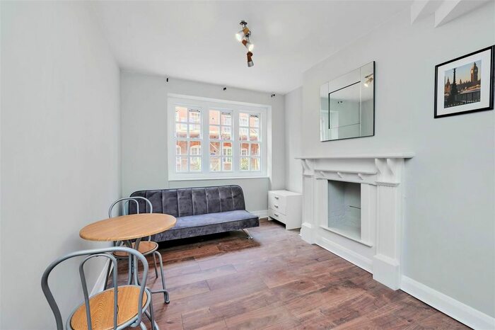 1 Bedroom Flat To Rent In Maclise House, Marsham Street, Westminster, London, SW1P