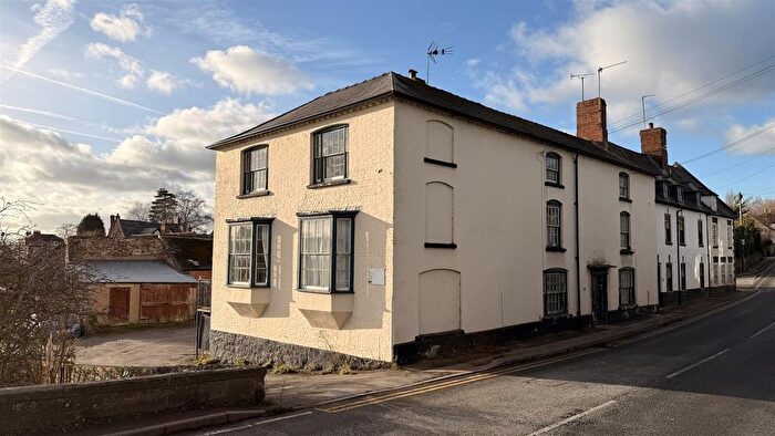 2 Bedroom Flat To Rent In Wilton, Ross-On-Wye, HR9