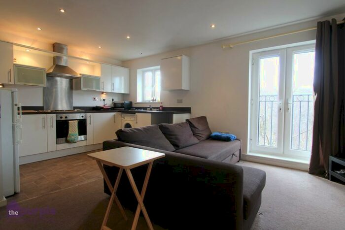 2 Bedroom Apartment To Rent In Waterside Gardens, Bolton, BL1