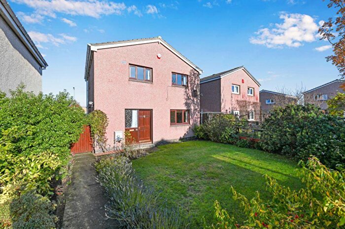 3 Bedroom Link Detached House For Sale In The Grove, Musselburgh, EH21