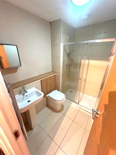 2 Bedroom Apartment To Rent In Richmond Road, Cardiff(City), CF24