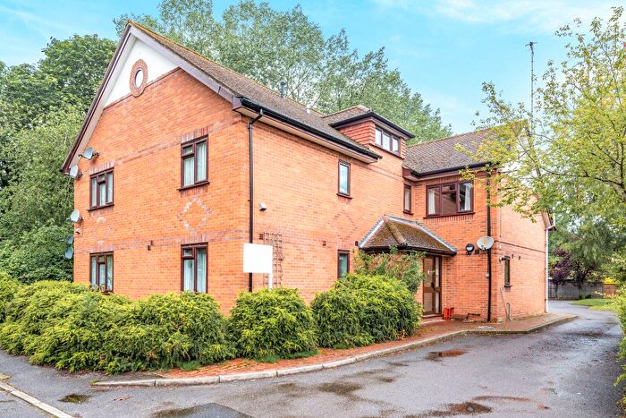 1 Bedroom Flat To Rent In Eastwood Road, Bramley, Guildford, GU5