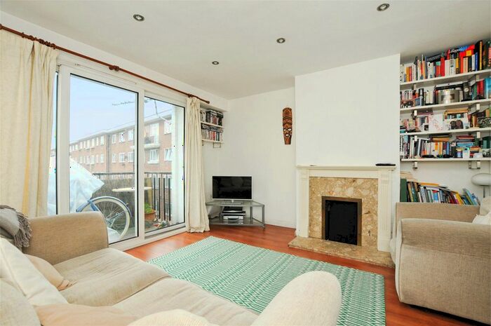 2 Bedroom Maisonette To Rent In Clarkson Street, London, E2