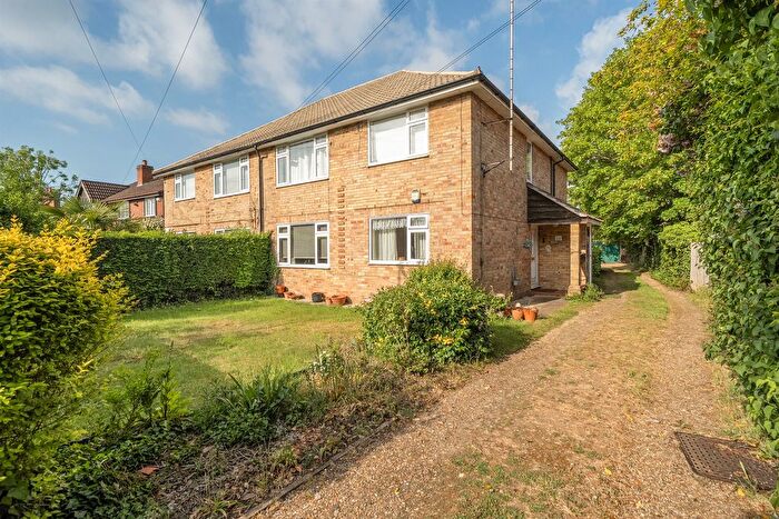 2 Bedroom Maisonette For Sale In Sheephouse Road, Maidenhead, SL6