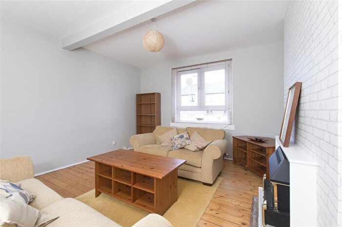 1 Bedroom Flat To Rent In Clearburn Road, Edinburgh, EH16