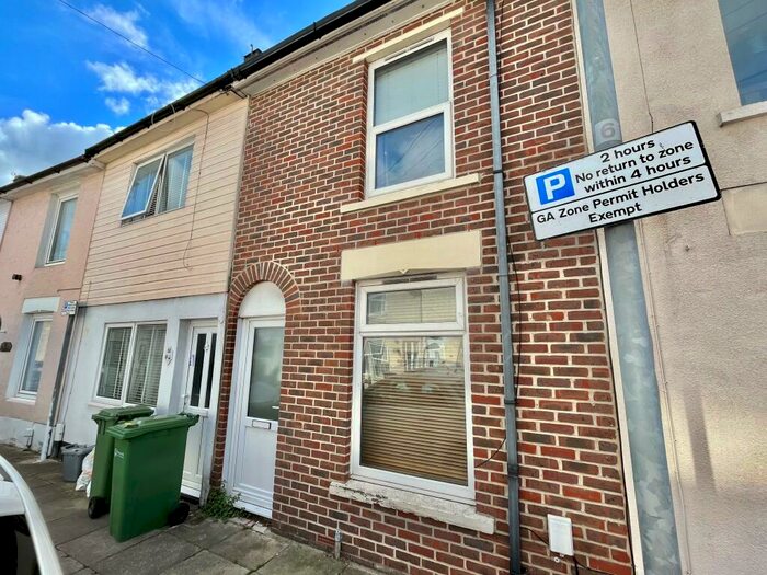 2 Bedroom House To Rent In Brookfield Road, Portsmouth, PO1