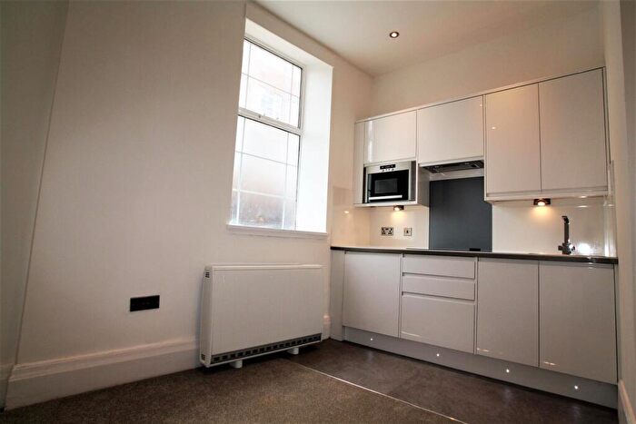 1 Bedroom Apartment To Rent In Regent House, Princes Place, BN1