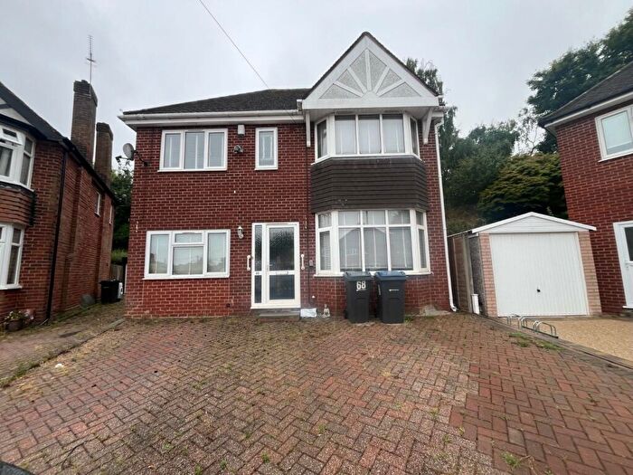 4 Bedroom Detached House To Rent In Willersey Road, Birmingham, West Midlands, B13