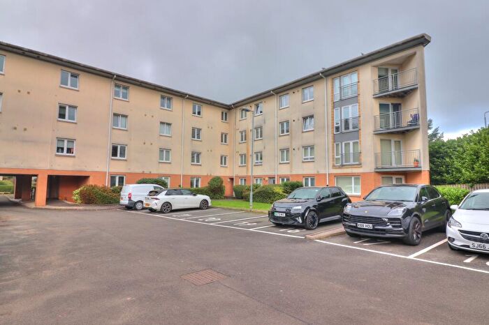 2 Bedroom Flat For Sale In Ashgill Road, Glasgow, G22