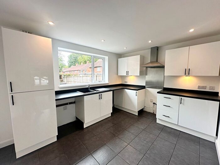 3 Bedroom Semi-Detached House To Rent In Midhurst Way, Nottingham, NG11