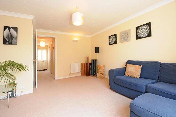 2 Bedroom Semi-Detached House To Rent In Didcot, Oxfordshire, OX11