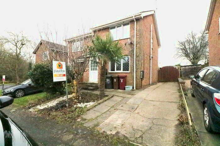 2 Bedroom Semi-Detached House To Rent In Worcester Close, Scunthorpe, Lincolnshire, DN16