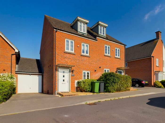 3 Bedroom Semi-Detached House To Rent In Carter Drive, Marnel Park, Basingstoke, RG24