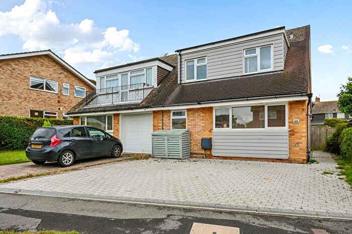 1 Bedroom Semi-Detached House For Sale In Oakleaf Drive, Polegate, BN26