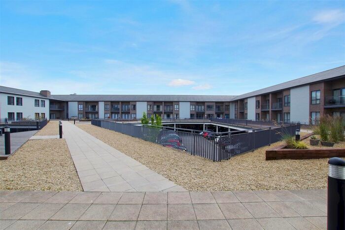 1 Bedroom Flat To Rent In Firefly Avenue, Old Railway Quarter, Swindon, SN2