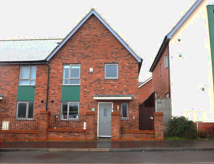 4 Bedroom End Of Terrace House To Rent In Randall Avenue, Whitehouse, Milton Keynes, MK8