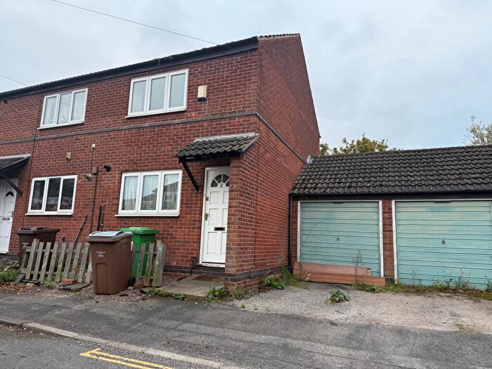 2 Bedroom End Of Terrace House For Sale In Friar Street, Nottingham, Nottinghamshire, NG7