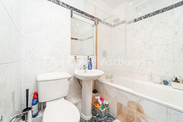 2 Bedroom Apartment To Rent In Mildmay Park, Islington, London, N1