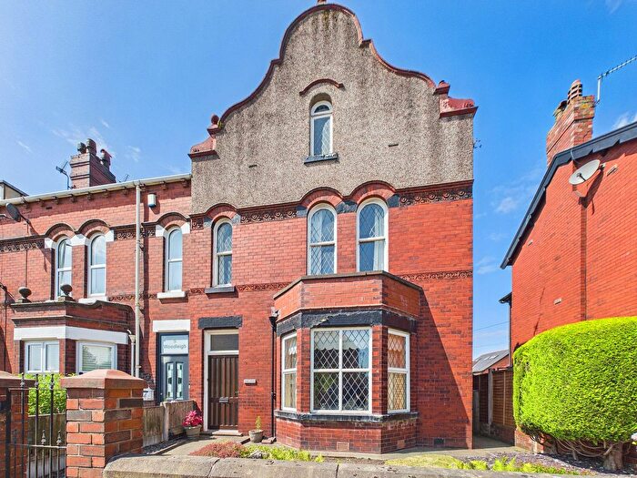 4 Bedroom Town House For Sale In Hall Lane, Wigan, WN2