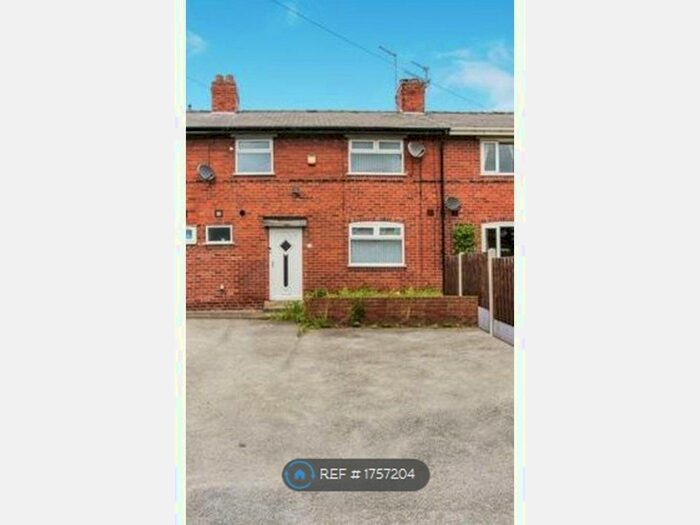 3 Bedroom Terraced House To Rent In Leadwell Lane, Rothwell, Leeds, LS26