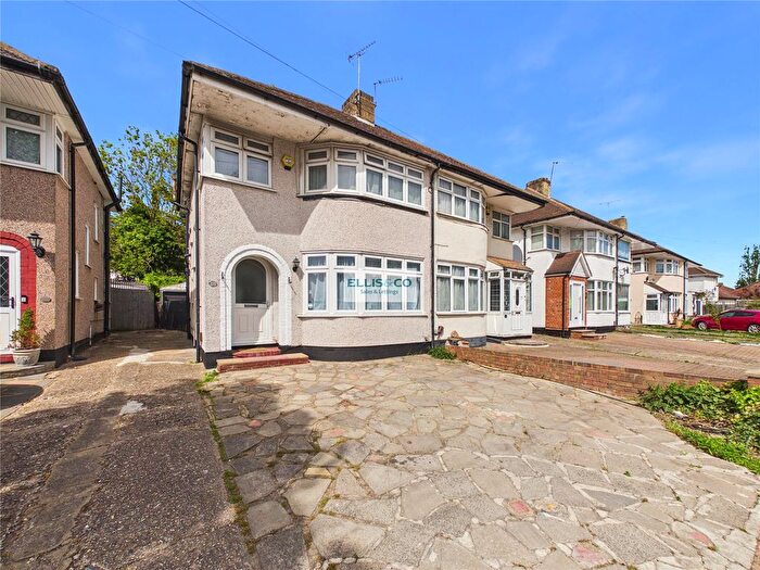 3 Bedroom Semi Detached House For Sale In Felbridge Avenue, Stanmore, Harrow, HA7