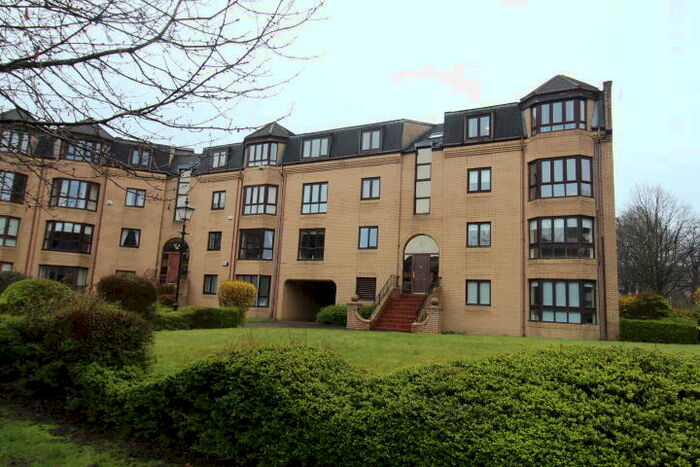 2 Bedroom Flat To Rent In Hughenden Lane, Hyndland, G12