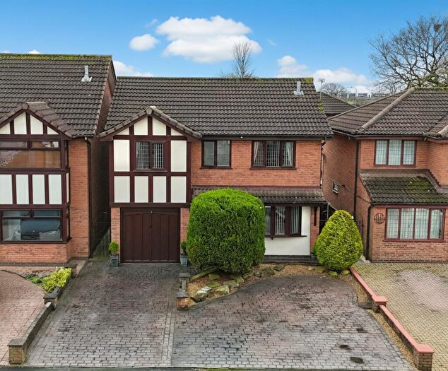 4 Bedroom Detached House For Sale In Farmleigh Drive, Crewe, CW1
