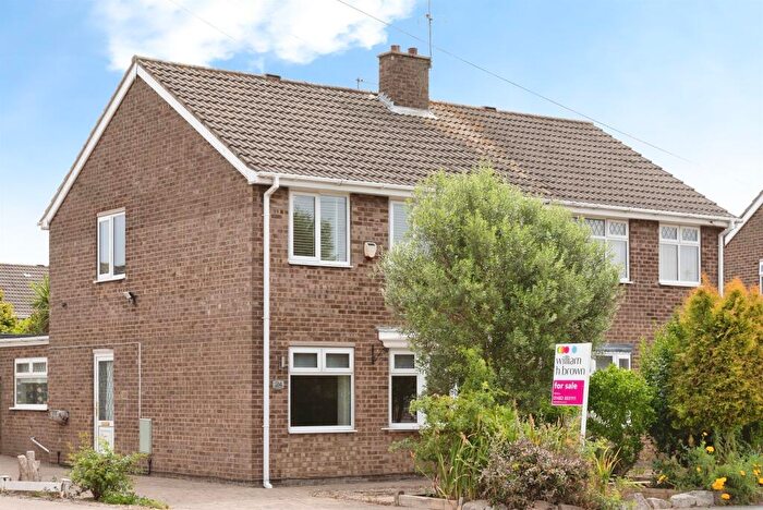 3 Bedroom Semi-Detached House For Sale In Westborough Way, Hull, HU4