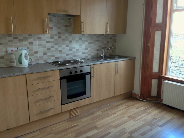 1 Bedroom Flat To Rent In Savile Terrace, Halifax, HX1