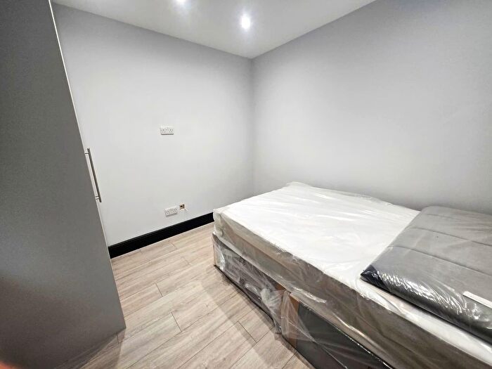 1 Bedroom Semi Detached House To Rent In Victoria Court, Green Man Lane, Feltham, Middlesex, TW14