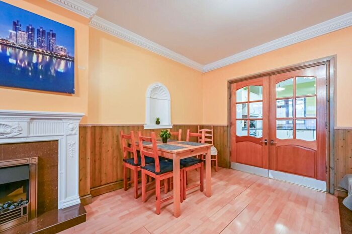 3 Bedroom Terraced House To Rent In Shipman Road, Canning Town, London, E16
