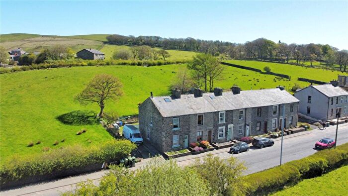 3 Bedroom End Of Terrace House For Sale In Burnley Road, Loveclough, Rossendale, BB4
